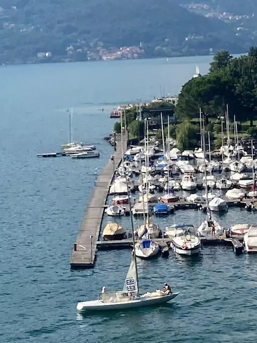 Rosa Dei Venti - Lake View Apartments & Suites ベッラーノ