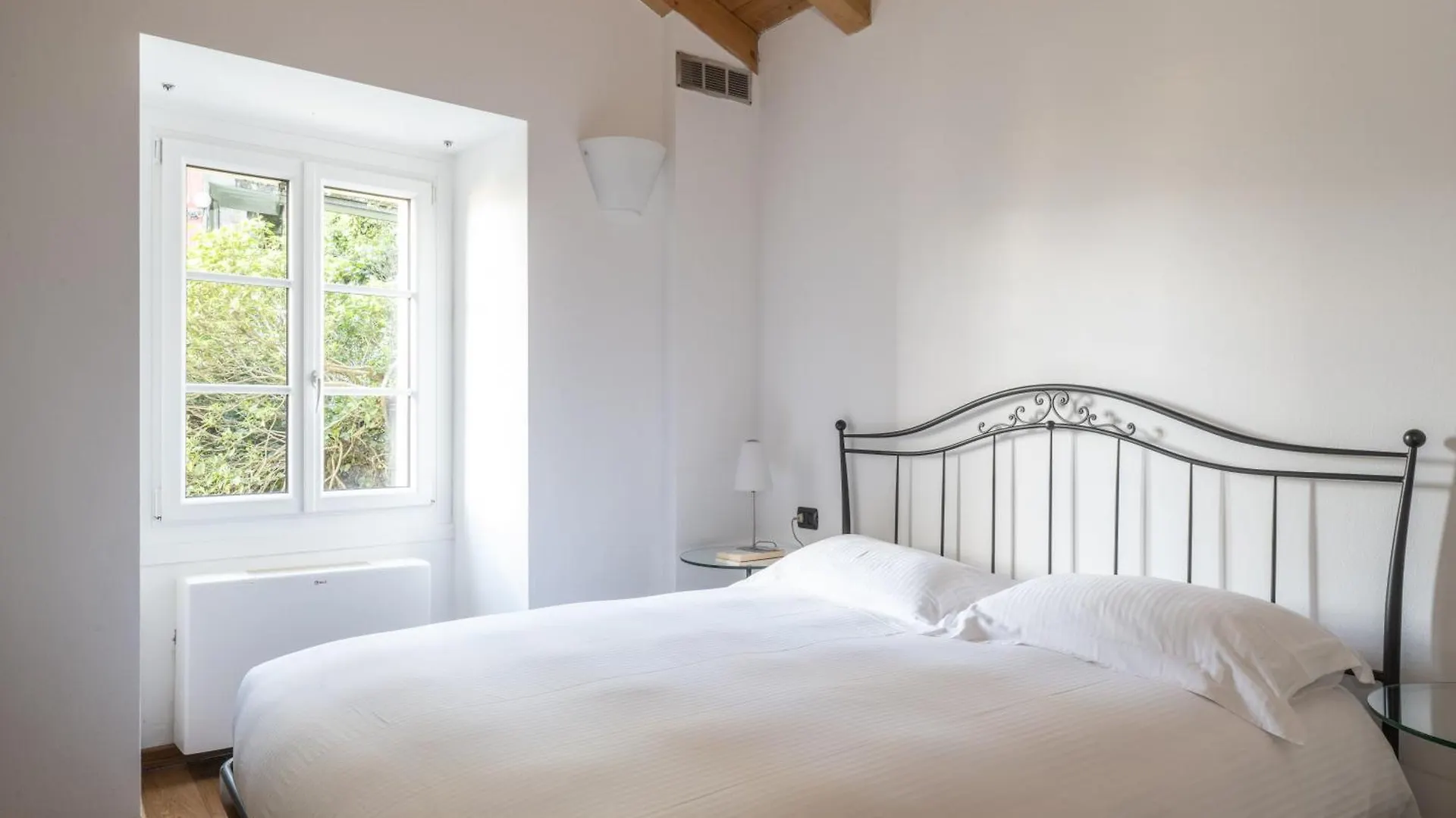 Rosa Dei Venti - Lake View Apartments & Suites ベッラーノ